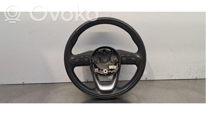 Toyota Yaris XP210 Volan 