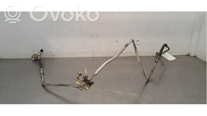 Ilmastointilaitteen putki (A/C)   1397249080,1614007380