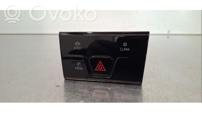 Volkswagen Golf VIII Interruttore luci di emergenza
