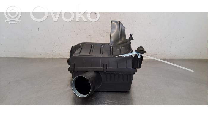 Volvo XC40 Obudowa filtra powietrza 