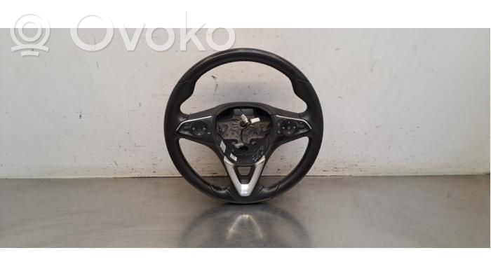 Opel Crossland X Steering wheel 