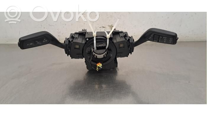 Ford Fiesta Interruptor/palanca de limpiador de luz de giro 