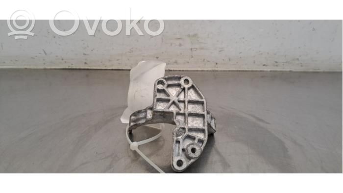 Volvo XC40 Other engine bay part 