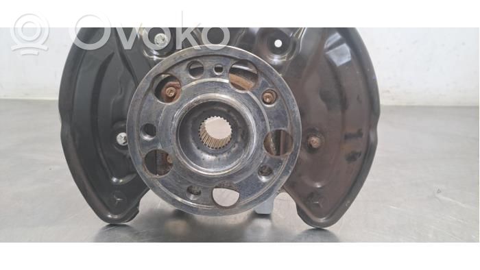Mercedes-Benz C W205 Fuso a snodo con mozzo ruota posteriore