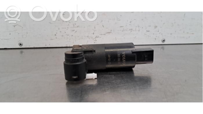 Volvo XC60 Windscreen/windshield washer pump 