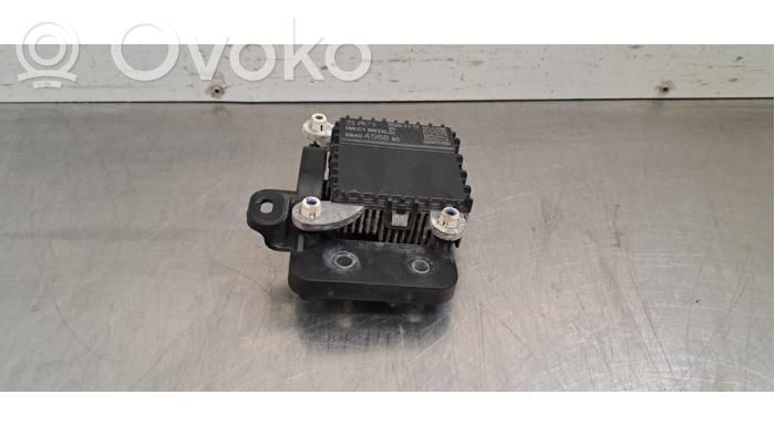 Sensor de radar Distronic   9840456880