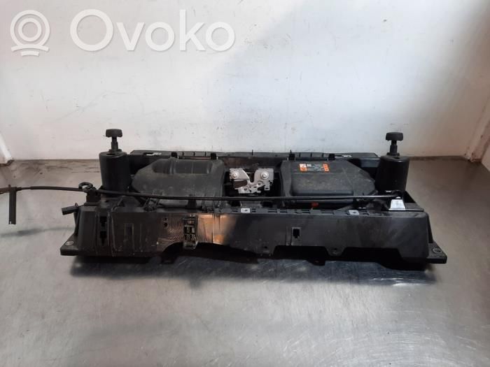 Ford Explorer V Suport superior panou fixare radiatoare