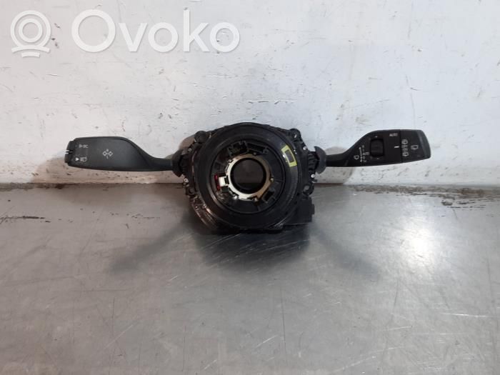 BMW 1 F40 Bloc semnalizator și ștergător parbriz 