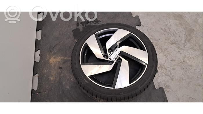 Volkswagen Golf VIII Felgi aluminiowe R18