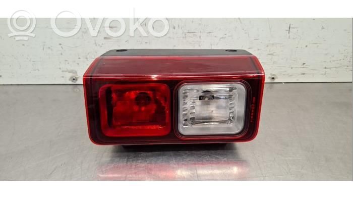 Renault Trafic III (X82) Peruutusvalo 