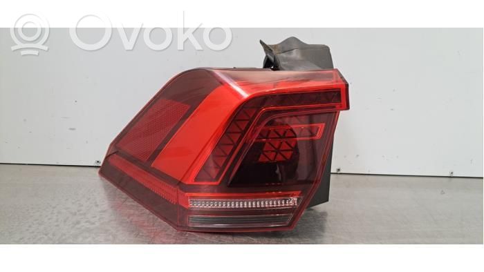 Volkswagen Tiguan Lampa tylna 