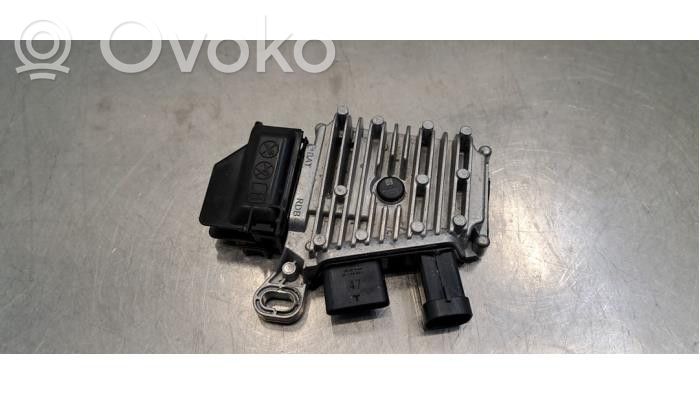 Peugeot 308 Battery control module 