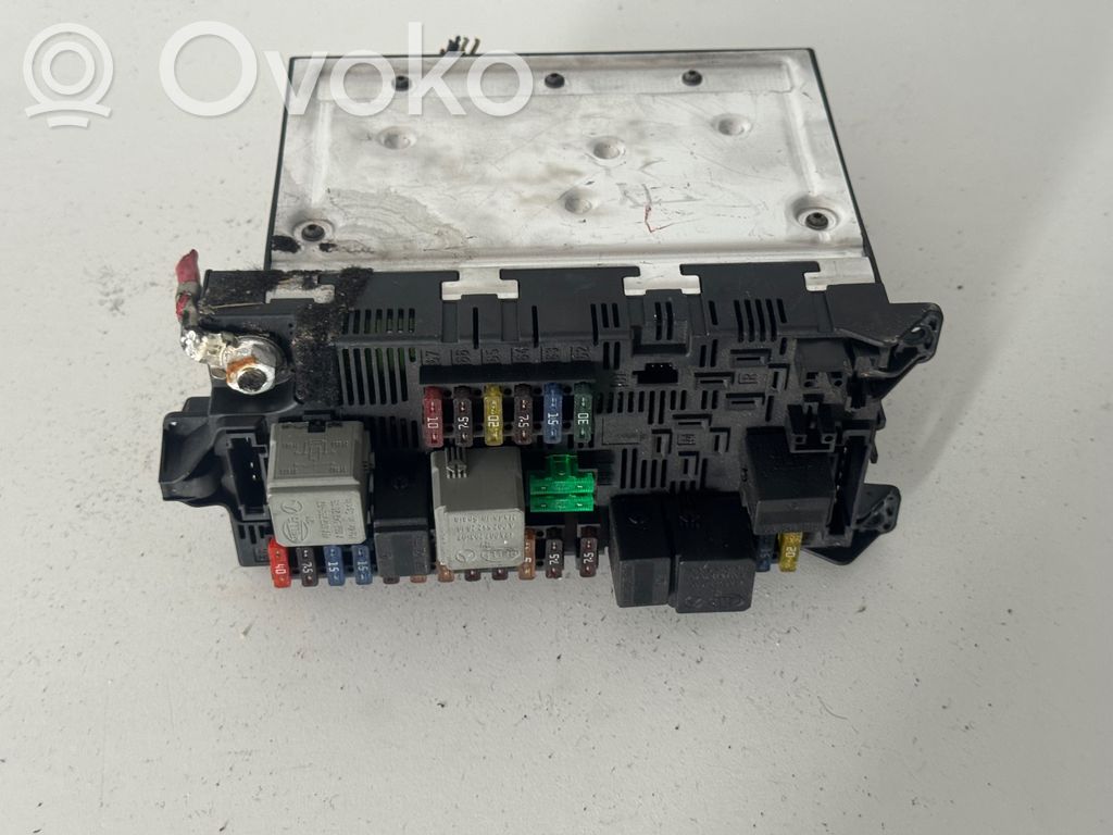 Mercedes-Benz E W211 Módulo de fusible 