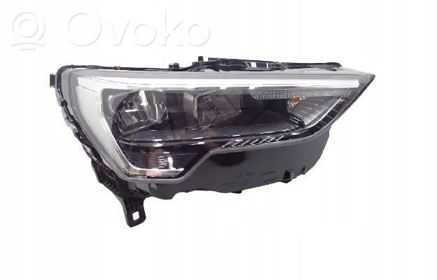 Audi Q3 F3 Lampa przednia 