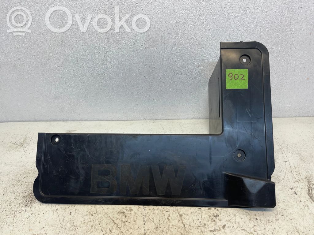 BMW X5 E53 Akkulaatikon alustan kansi 