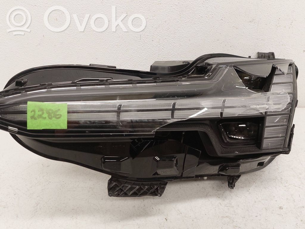 Headlight/headlamp   80000401,210027