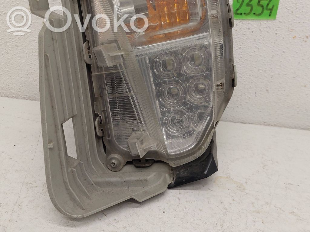 Toyota Prius (XW30) LED dienos žibintas 