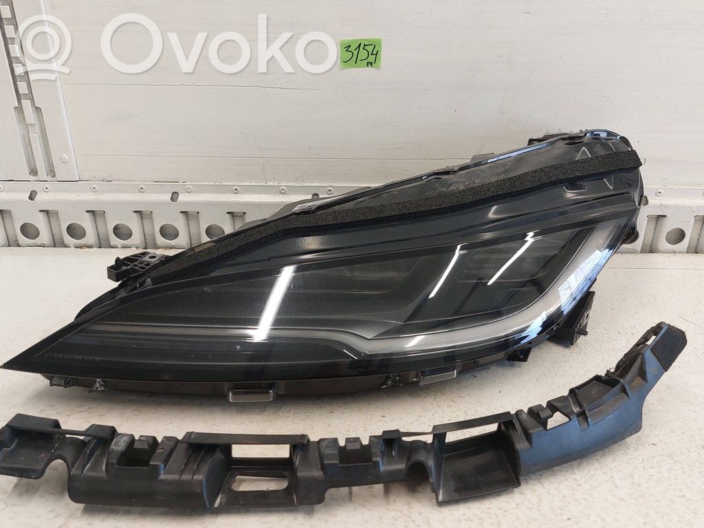 Tesla Model 3 Headlight/headlamp 