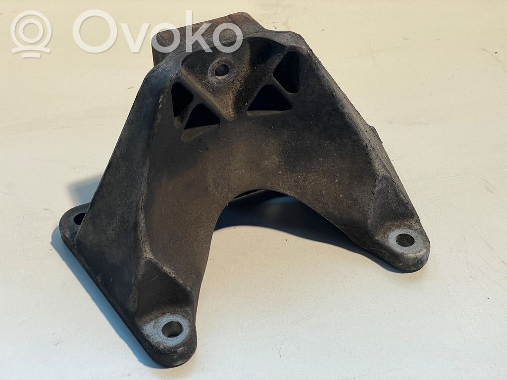 BMW 5 E60 E61 Support de boîte de vitesses 