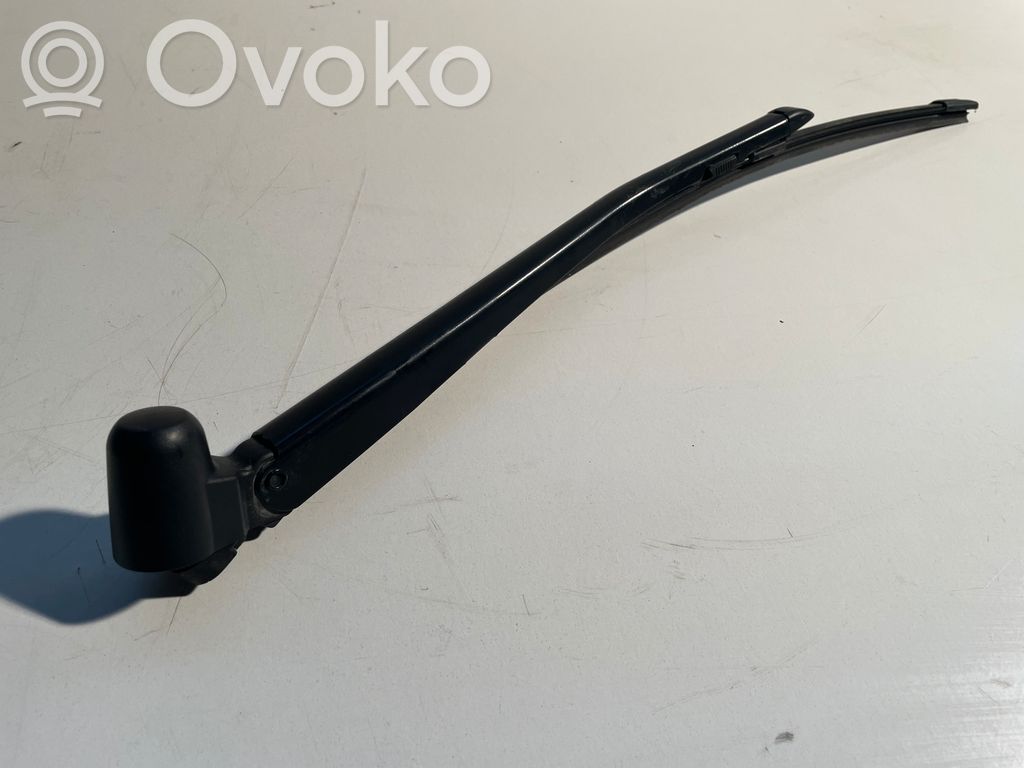 Brazo del limpiaparabrisas trasero   7199565