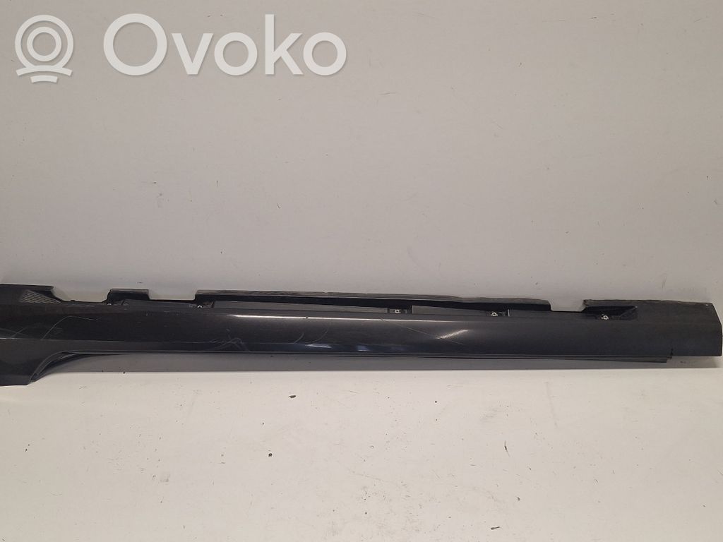 Slenkstis   31333004