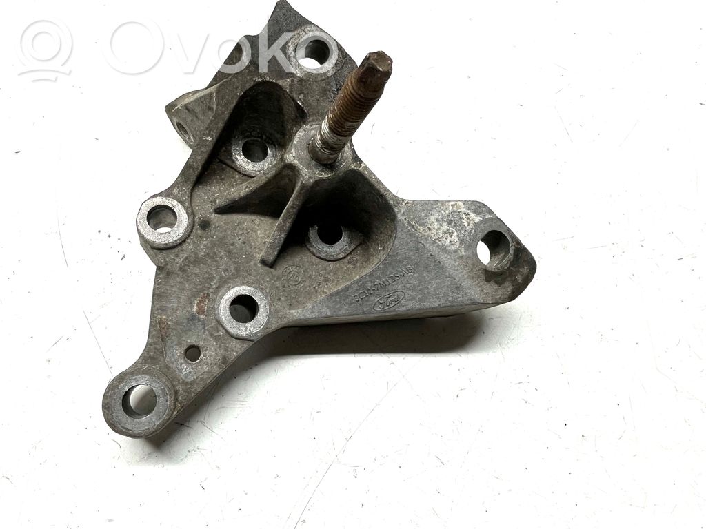 Ford Transit Gearbox mounting bracket 
