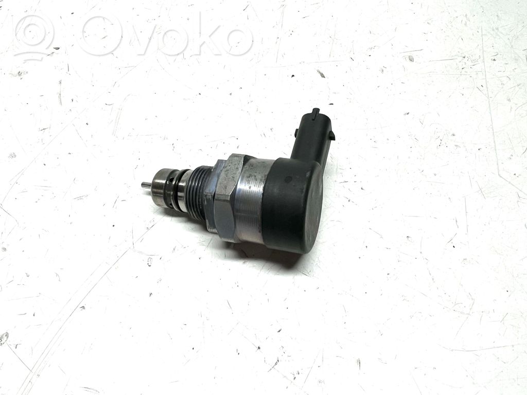 Volvo S60 Capteur de pression de carburant 
