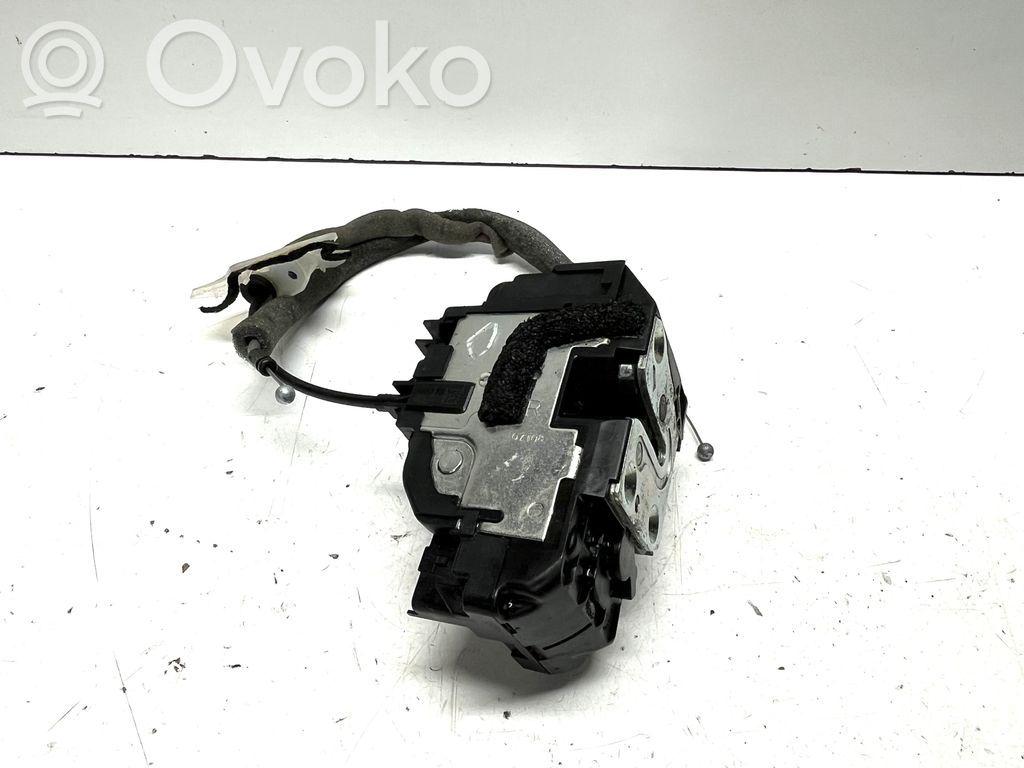 Nissan Qashqai Etuoven lukko 