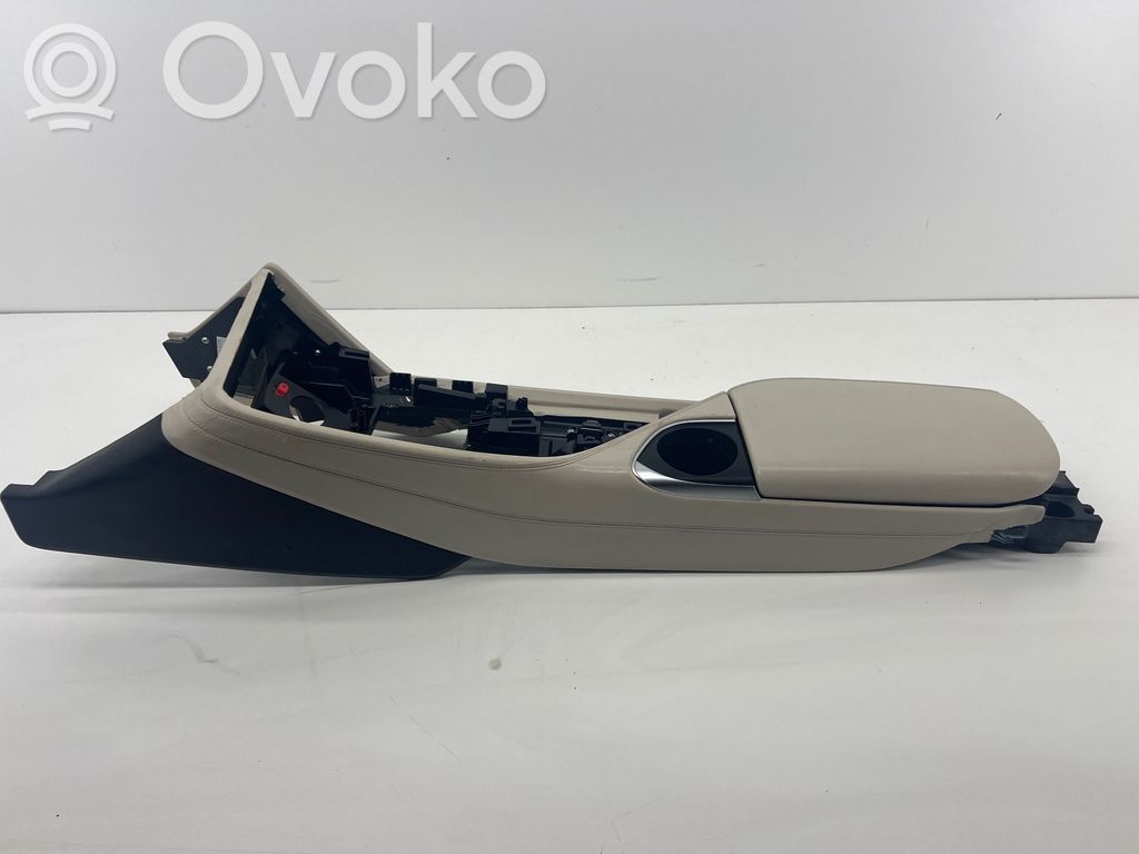 Schowek deski rozdzielczej   15857718,51459290576