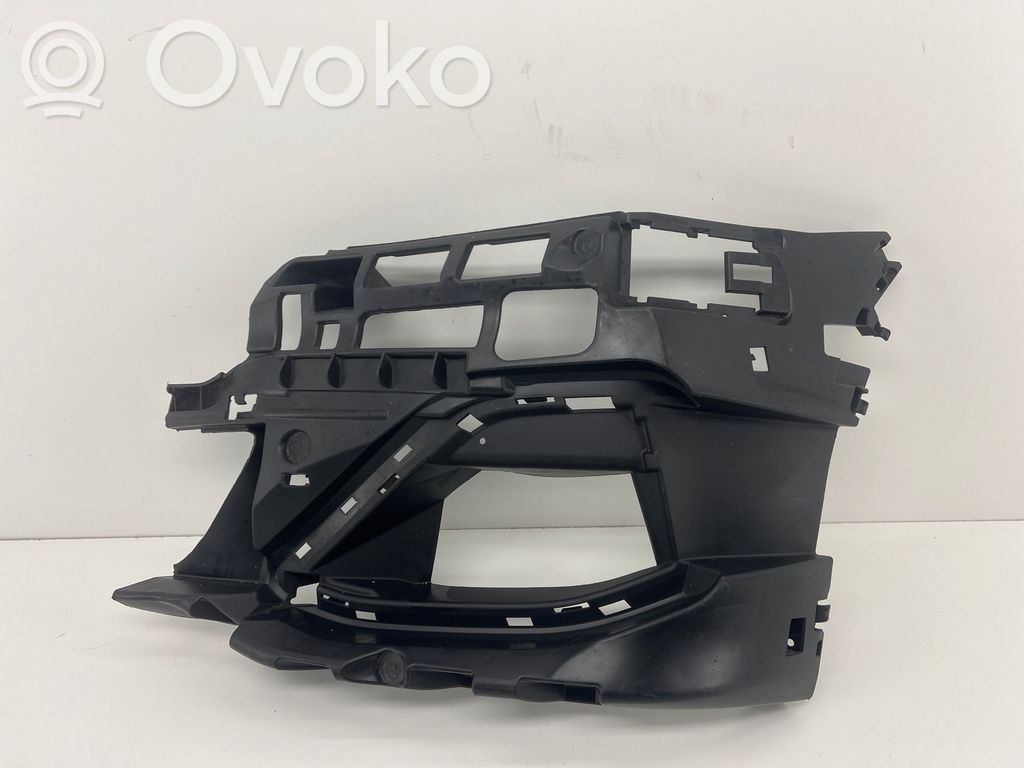 BMW 8 G16 Staffa di rinforzo montaggio del paraurti anteriore 