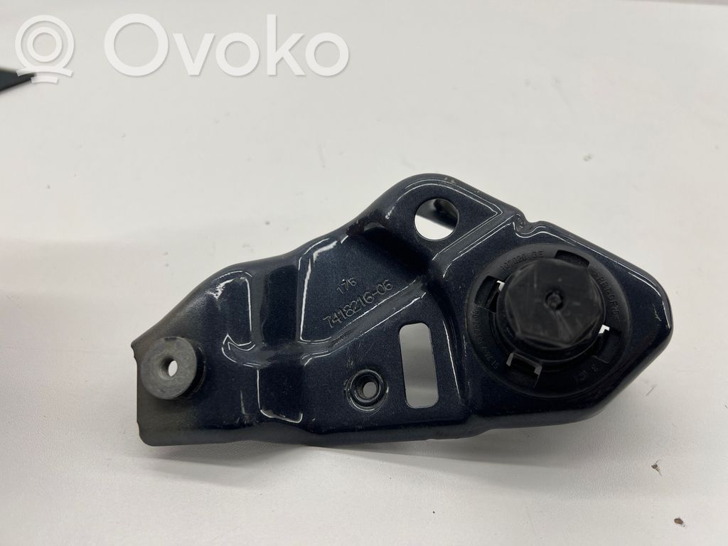 BMW X5 G05 Soporte de montaje del guardabarros 