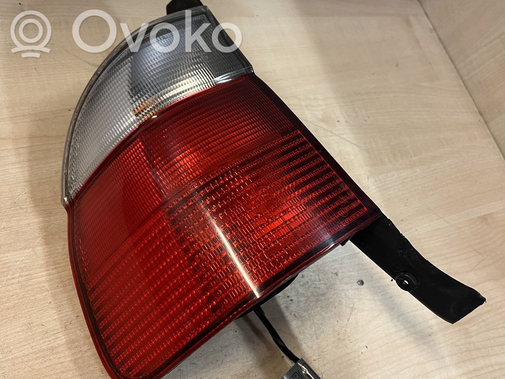 Luz trasera/de freno   2496339,2496321