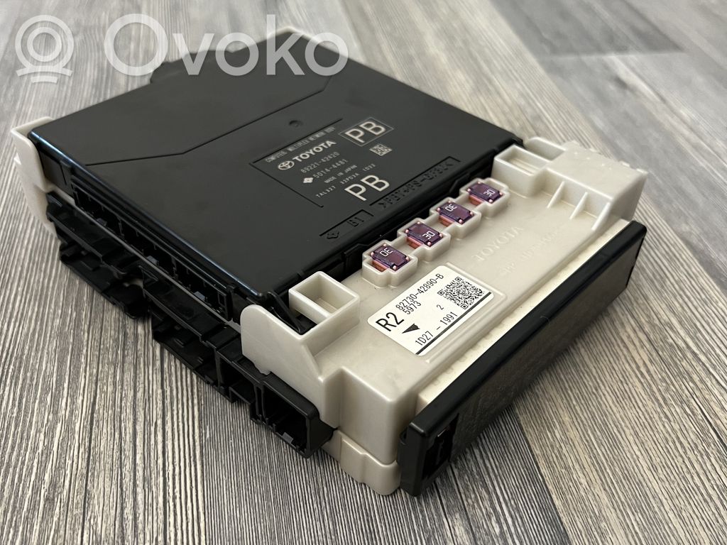 Toyota RAV 4 (XA50) Modul confort 