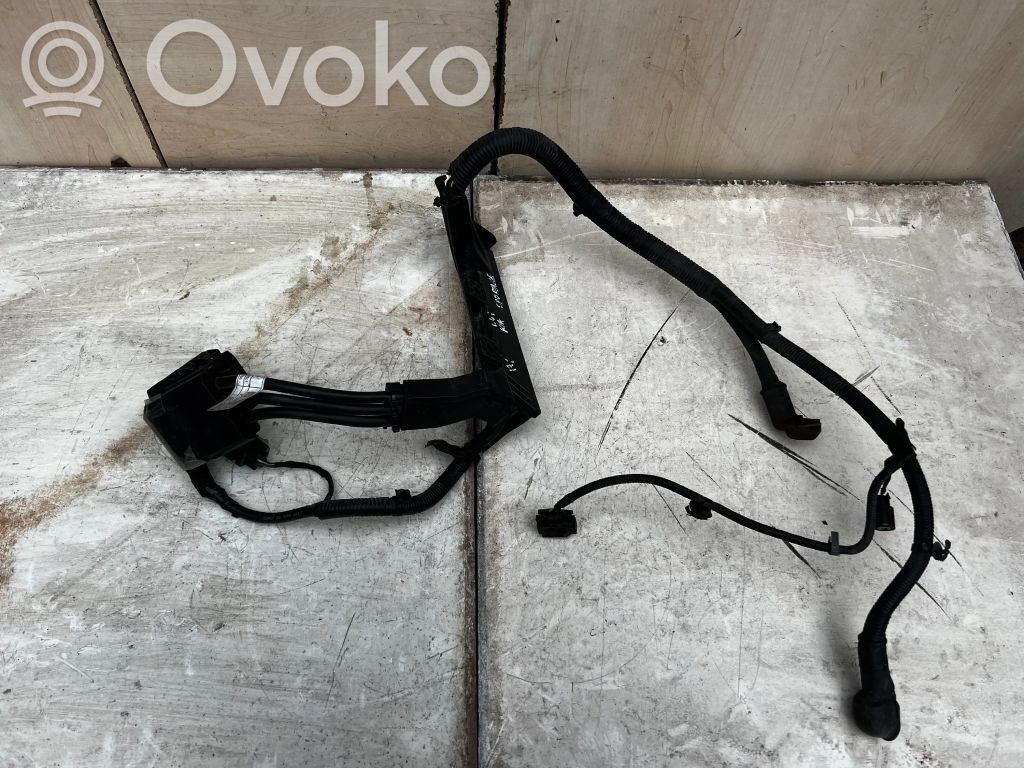 Plus / Klema / Przewód akumulatora   91971F1090,91850F1220