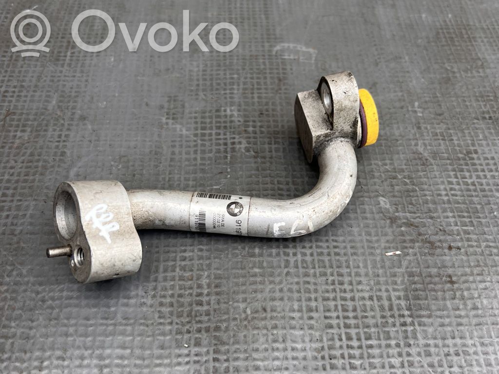 BMW 5 E60 E61 Ilmastointilaitteen putki (A/C) 