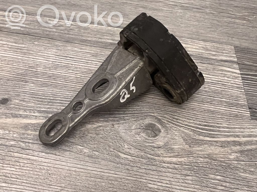 Mocowanie / Uchwyt tłumika   8R0253144B