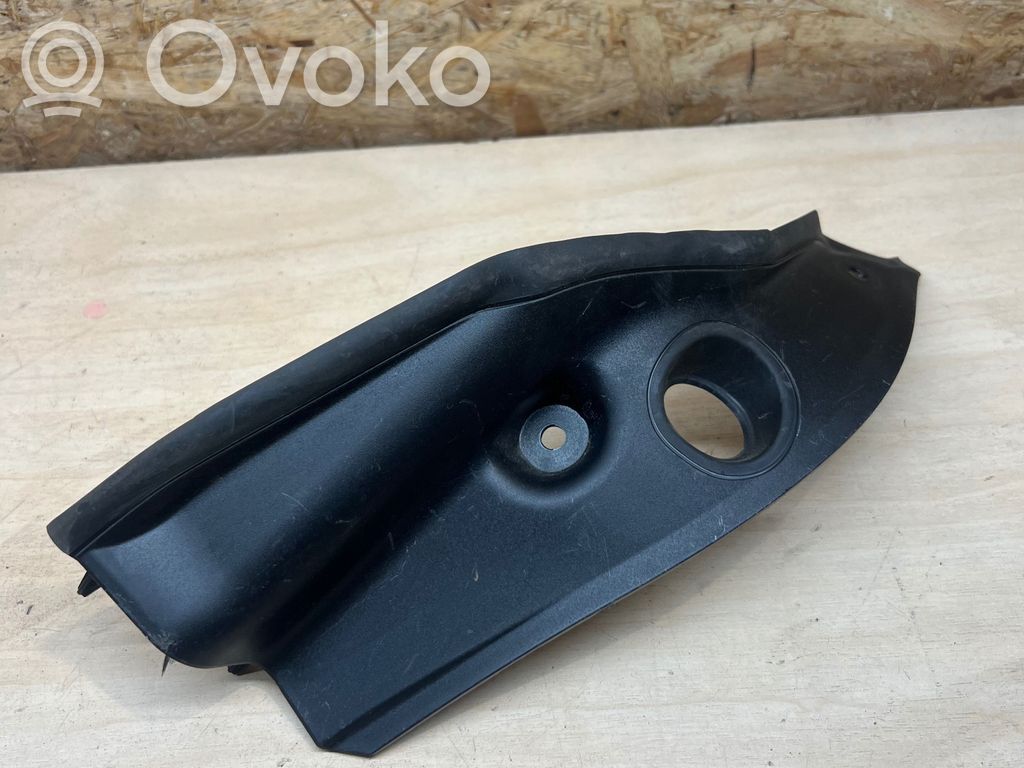 Listwa pod lampę tylną   30E0515,60829010,301484