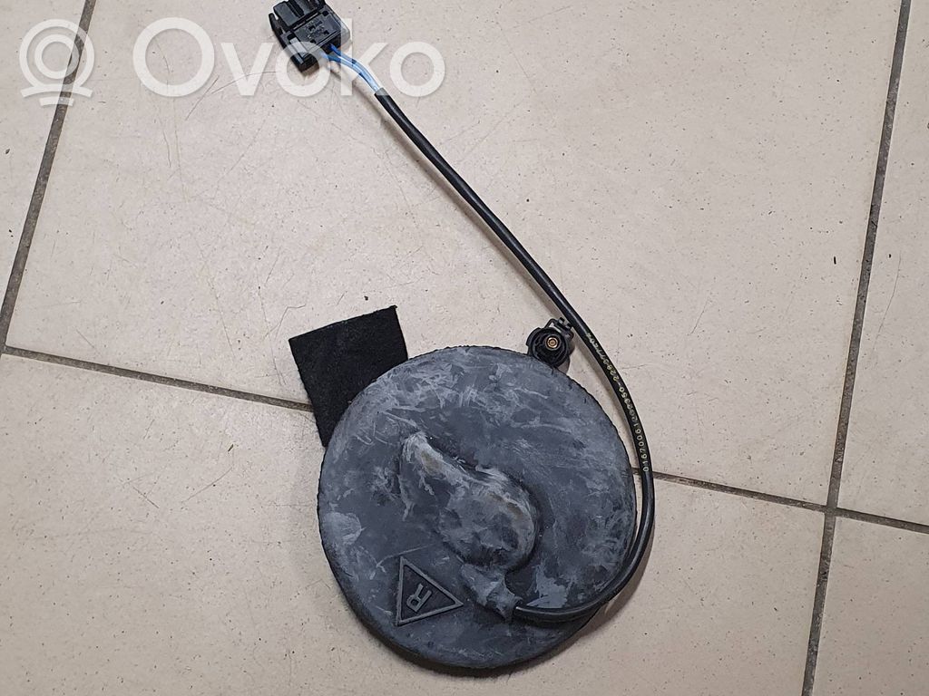 Cits aizmugures šasijas elements   2283774