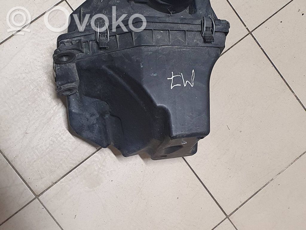 Air filter box   7839018,1371853886,7853886,7836551