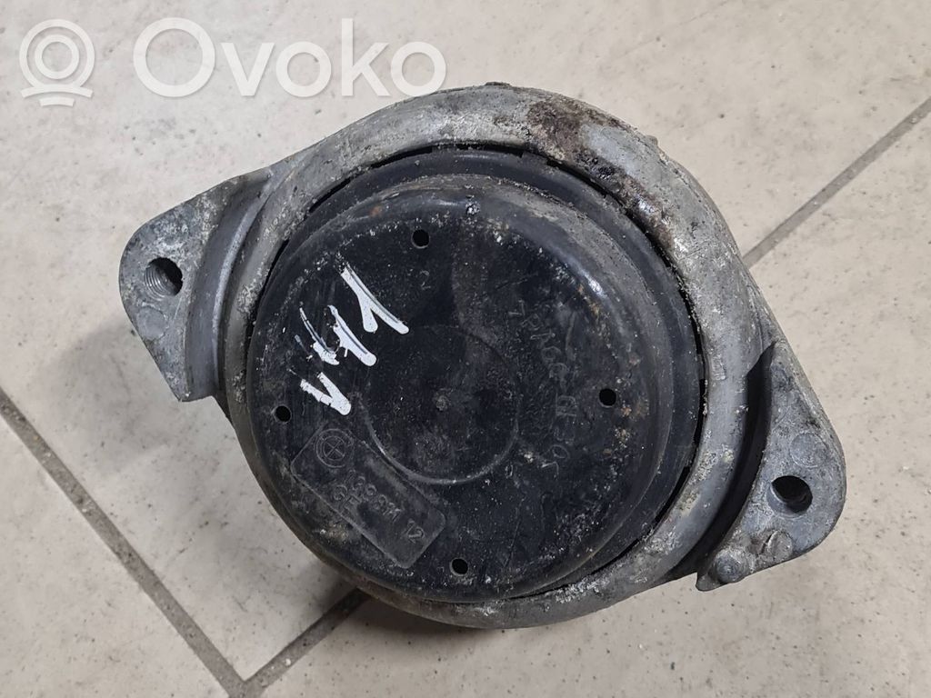 BMW 1 E81 E87 Engine mount bracket 