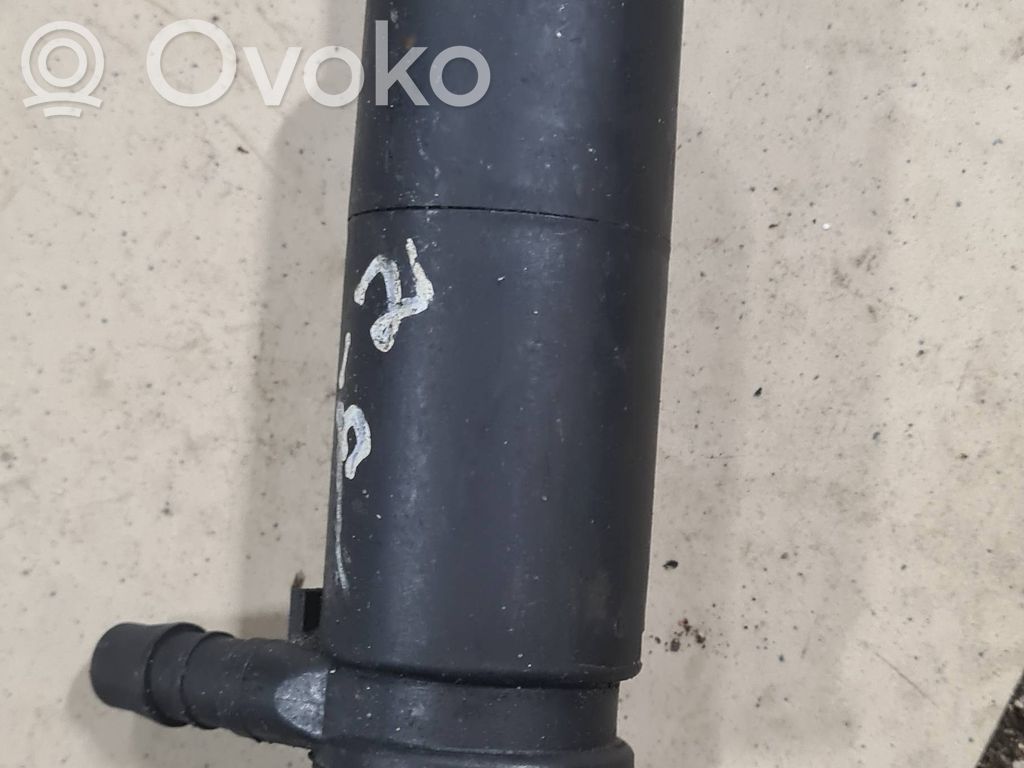 BMW 5 E39 Headlight washer pump 