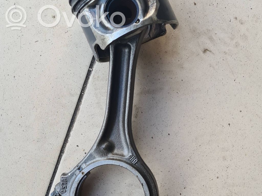 Audi A8 S8 D3 4E Piston with connecting rod 