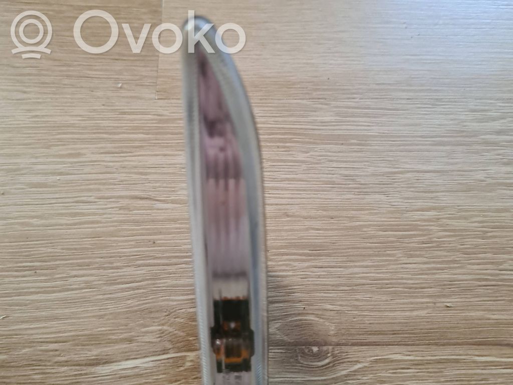 BMW 7 E65 E66 Front fender indicator light 
