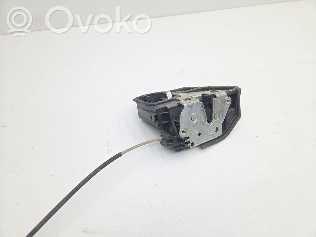 Front door lock   7229458
