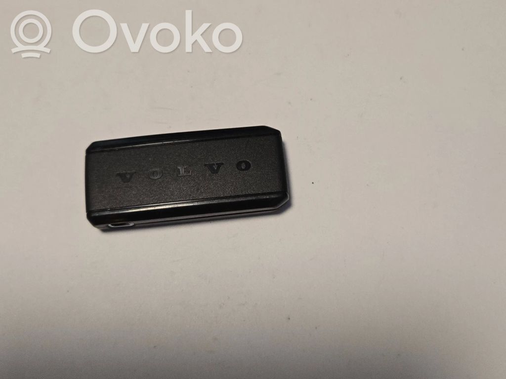 Volvo S80 Ignition key/card 