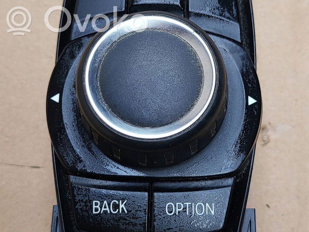 BMW 3 F30 F35 F31 Panel radia 