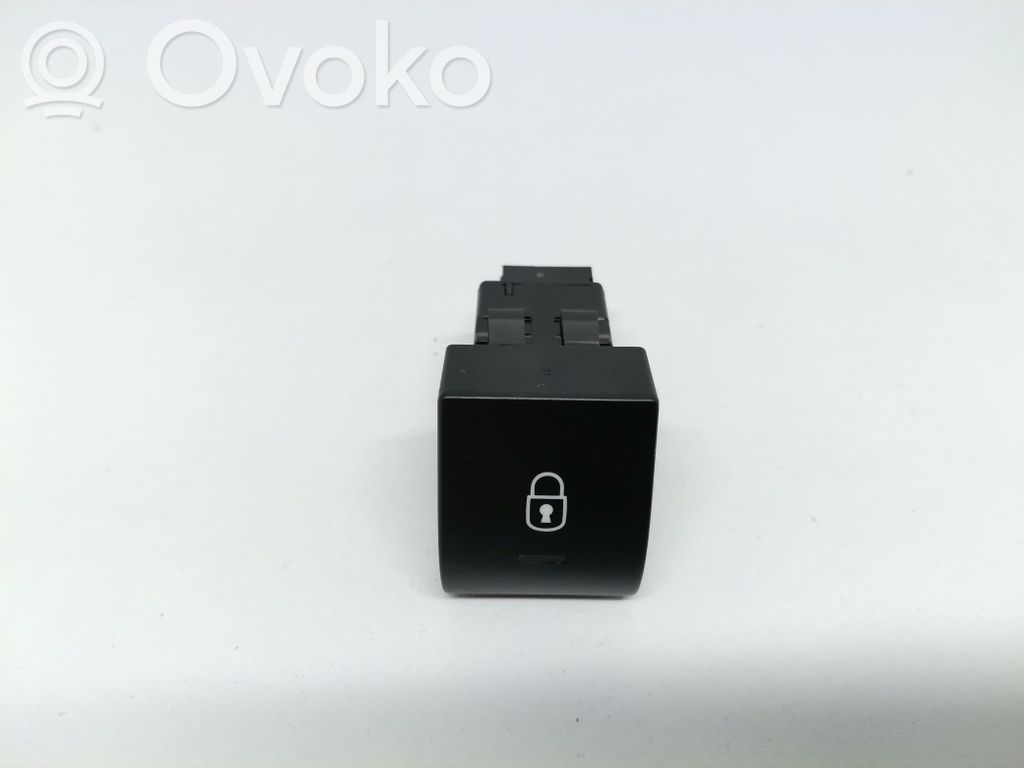 Central locking switch button   6490Z3,6490Z3,6490Z396652390XT,9HR