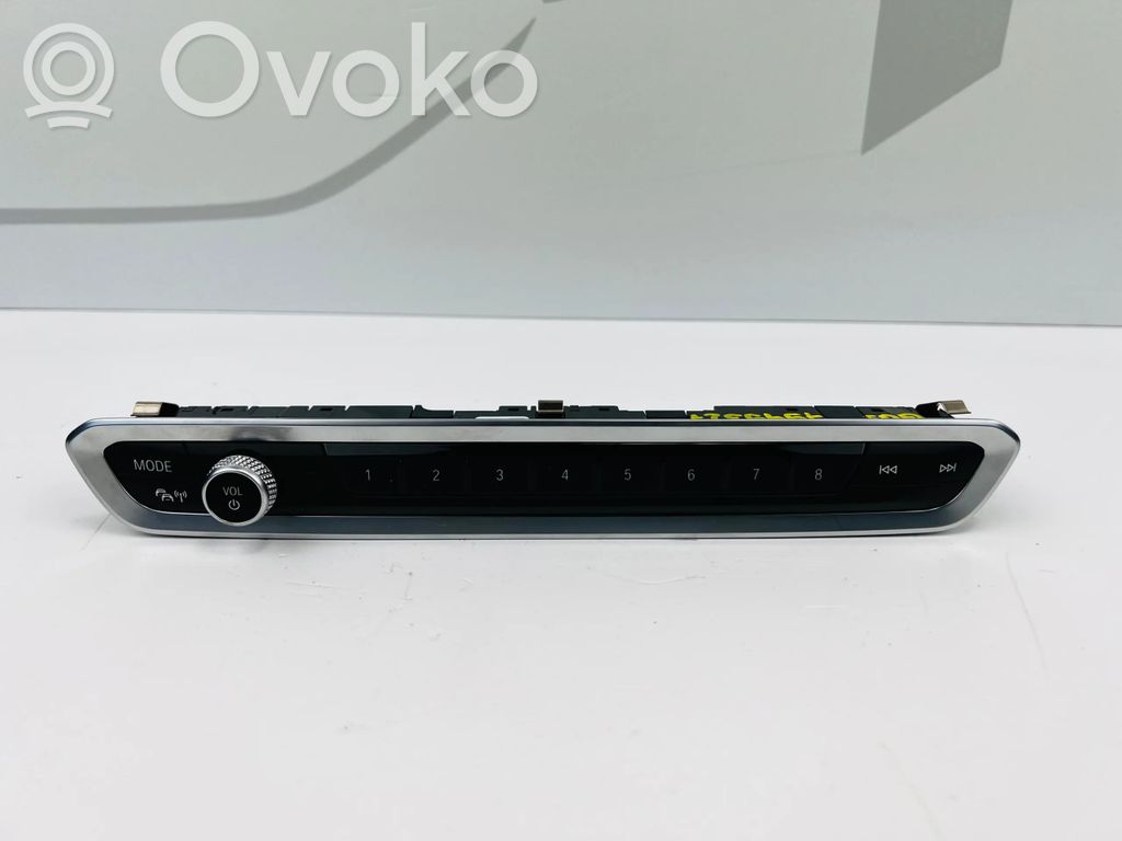 BMW X5 G05 Head unit multimedia control 