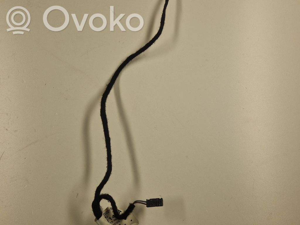 Takaoven johtosarja   4E0971142A