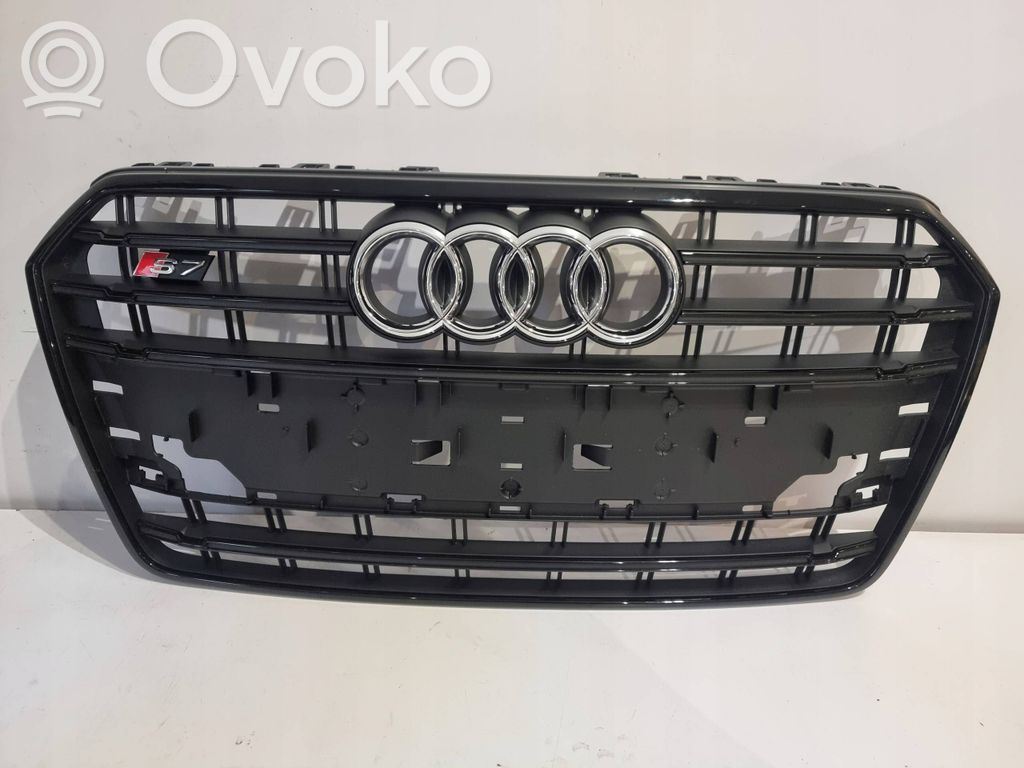 Audi A7 S7 4G Etusäleikkö 
